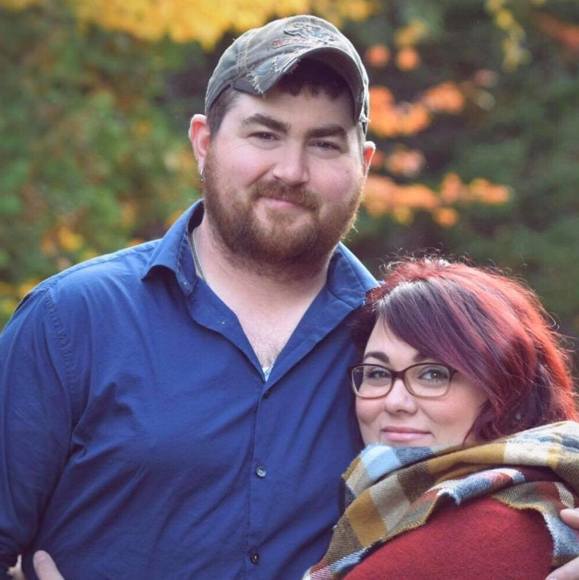 Meet your Posher, April - Picture 1 of 1